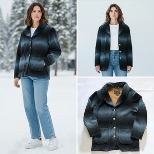 Vintage Woolrich Women Striped Blue Black Fleece Blazer Coat Jacket Size Small